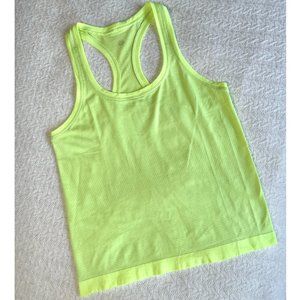 Lululemon NWOT Swiftly Tech Tank Race 6